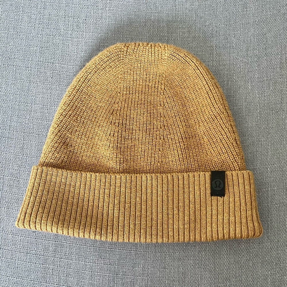 Lululemon beanie
